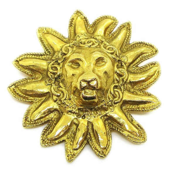 Authentic CHANEL CC Logos Lion Motif Pin Corsage Gold-Tone Accessories - Picture 1 of 4